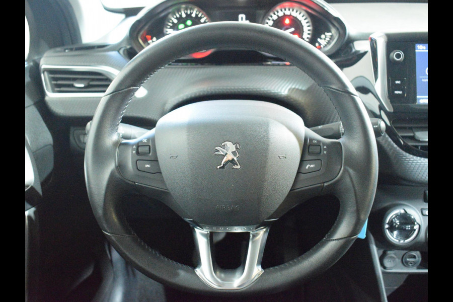 Peugeot 2008 1.2 PureTech Blue Lion PANORAMADAK | NAVIGATIE | CARPLAY | PARKEERSENSOREN | AIRCO | 47.391km