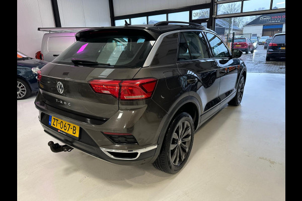 Volkswagen T-Roc 1.5 TSI Sport+INC 1 JAAR GARANTIE KERSTACTIE !! PANORAMADAK