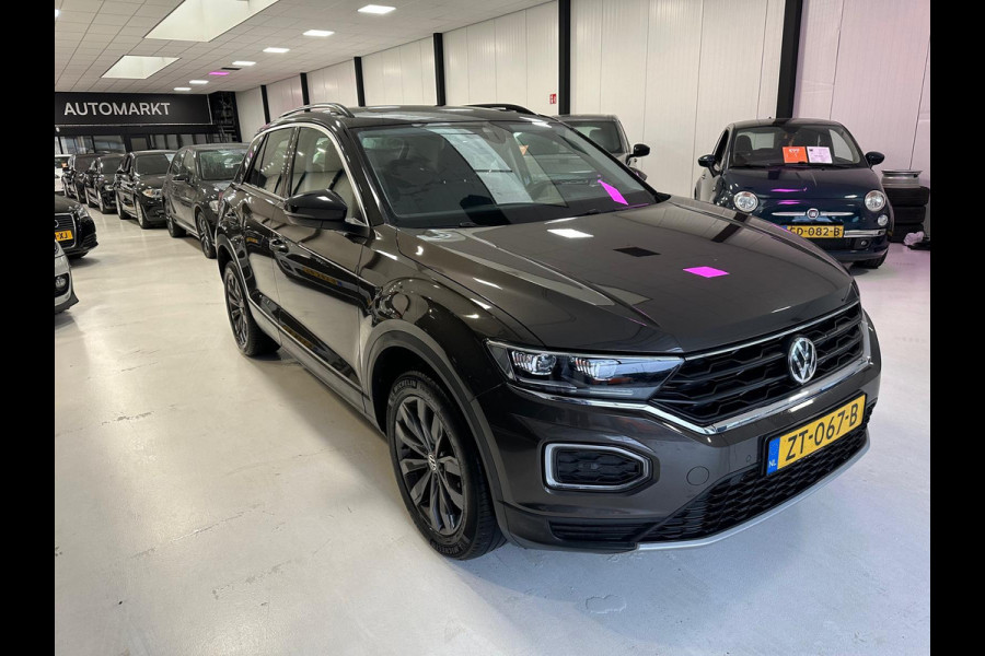 Volkswagen T-Roc 1.5 TSI Sport+INC 1 JAAR GARANTIE KERSTACTIE !! PANORAMADAK