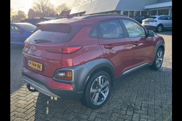 Hyundai Kona 1.0 T-GDI Premium 120pk Trekhaak | Dodehoeksensoren | Volledig Leder | Navigatie | Stoelverwarming | LED Koplampen | Achteruitrijcamera