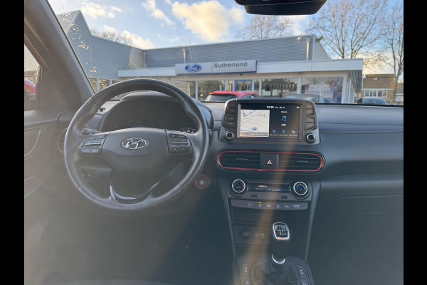 Hyundai Kona 1.0 T-GDI Premium 120pk Trekhaak | Dodehoeksensoren | Volledig Leder | Navigatie | Stoelverwarming | LED Koplampen | Achteruitrijcamera