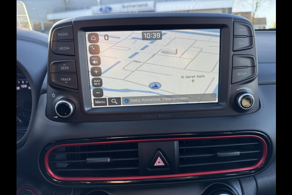 Hyundai Kona 1.0 T-GDI Premium 120pk Trekhaak | Dodehoeksensoren | Volledig Leder | Navigatie | Stoelverwarming | LED Koplampen | Achteruitrijcamera