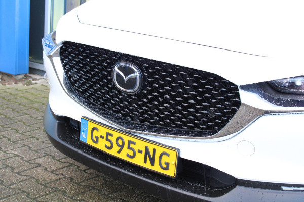 Mazda CX-30 2.0 e-SkyActiv-X M Hybrid Luxury | Trehaak | BOSE | Stoel + Stuurverwarming | Navigatie | Head-Up Display |