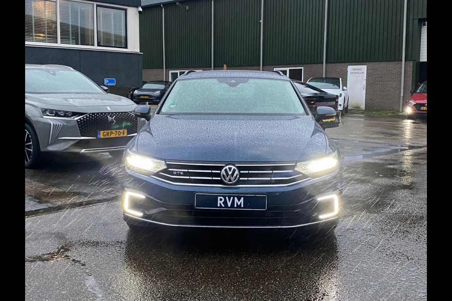 Volkswagen Passat Variant 1.4 TSI PHEV GTE Business VAN 27.900 VOOR 24.770 EINDEJAARSVOORDEEL 3.130 | CAMERA | COMFORSTOEL