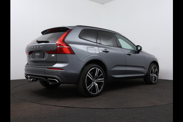 Volvo XC60 2.0 Recharge T8 AWD R-Design | Panorama | Harman/Kardon |