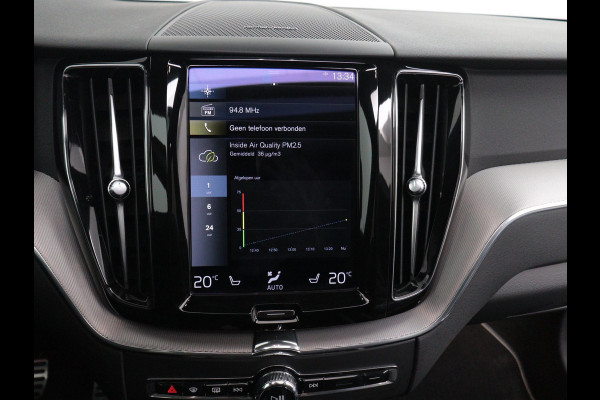 Volvo XC60 2.0 Recharge T8 AWD R-Design | Panorama | Harman/Kardon |