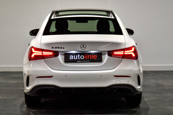 Mercedes-Benz A-Klasse 250 e AMG Edition. Memory, Pano, Distro+, HUD, Burm, Camera, Keyless, Sfeer, CarPlay, Multibeam!