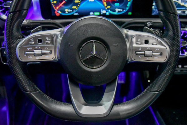 Mercedes-Benz A-Klasse 250 e AMG Edition. Memory, Pano, Distro+, HUD, Burm, Camera, Keyless, Sfeer, CarPlay, Multibeam!