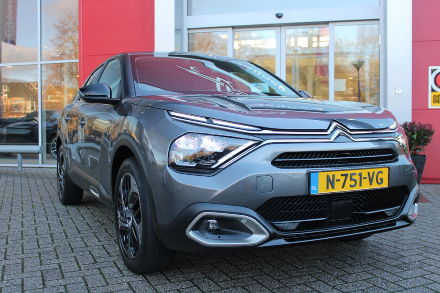 Citroën C4 1.2 130PK FEEL PACK | NAVIGATIE | HEAD UP DISPLAY | ACHTERUITRIJ CAMERA | APPLE CARPLAY/ADNROID AUTO | LICHTMETALEN VELGEN | PARKEER SENSOREN | CLIAMTE CONTROL | AFNEEMBARE TREKHAAK |