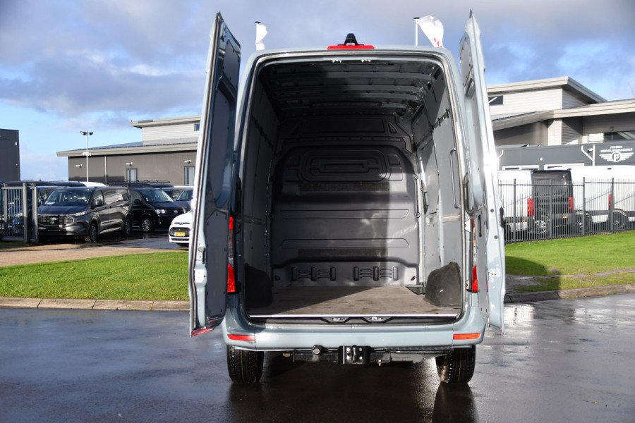 Mercedes-Benz Sprinter 317 1.9 CDI L2H2 RWD 3500KG Trekhaak, Camera, Cruise, Carplay, 170PK, Mutlimedia, Standkachel, UNIEK!