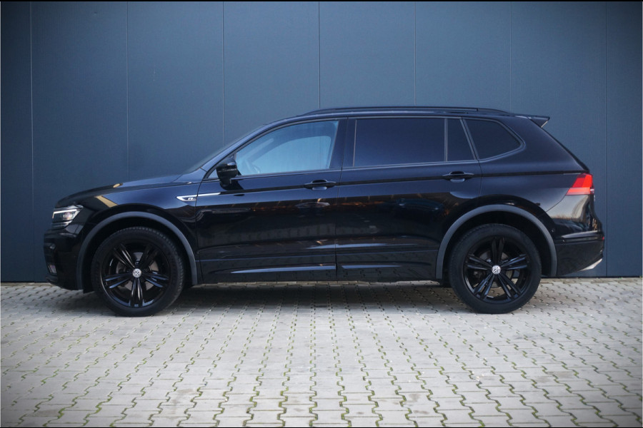 Volkswagen Tiguan Allspace 1.5 TSI Highline Business R | Black Style | R-Line | Virtual | Trekhaak | Camera | Stuur/Stoelverwarming | NAP | BTW | Keyless | Elek. Achterklep | Adaptive Cruise Control | Led | Automaat |