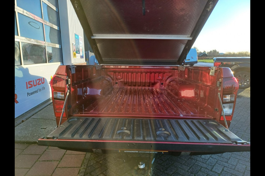 Isuzu D-max LSX Dubbele Cabine 5 persoons grijs kenteken Automaat 3500 Kg tr