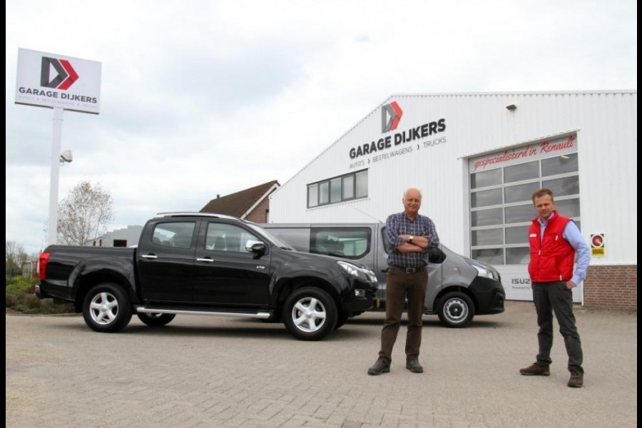 Isuzu D-max LSX Dubbele Cabine 5 persoons grijs kenteken Automaat 3500 Kg tr