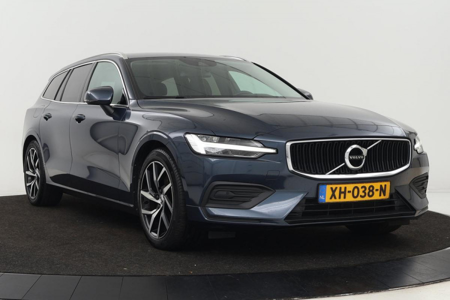 Volvo V60 2.0 T5 Momentum | Leder | Stoelverwarming | Carplay | Full LED | Navigatie | Climate control | PDC | Cruise control