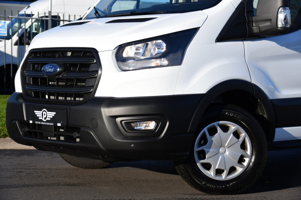 Ford Transit 350 2.0 TDCI L3H2 RWD 3500KG Trekhaak, Camera, Cruise, Sensoren, Automaat, 170PK, Stoelverwarming, UNIEK!