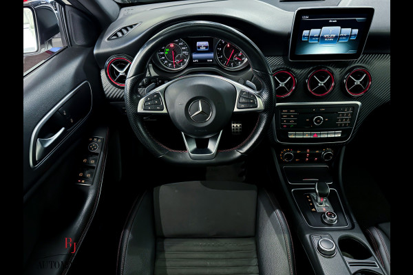 Mercedes-Benz A-Klasse AMG A45 4MATIC |Panorama|Sportuitlaat|Camera