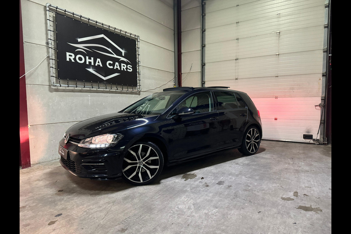 Volkswagen Golf 1.5 TSI R Line Highline automaat pano