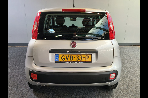 Fiat Panda 1.2 Lounge 4 cilinder uit 2020 Rijklaar + 12 maanden Bovag-garantie Henk Jongen Auto's in Helmond,  al 50 jaar service zoals 't hoort!