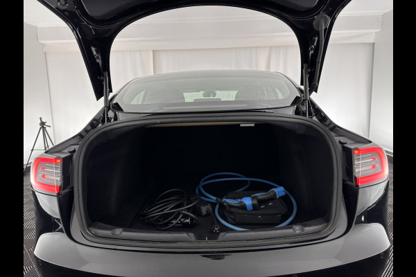 Tesla Model 3 Standard RWD Plus 60 kWh [ 3-Fase ] (INCL.BTW) Aut. *PANO | AUTO-PILOT | NAPPA-LEATHER | KEYLESS | FULL-LED | MEMORY-PACK | SURROUND-VIEW | DAB | APP-CONNECT | DIGI-COCKPIT | LANE-ASSIST | TOWBAR | COMFORT-SEATS | 19"ALU*