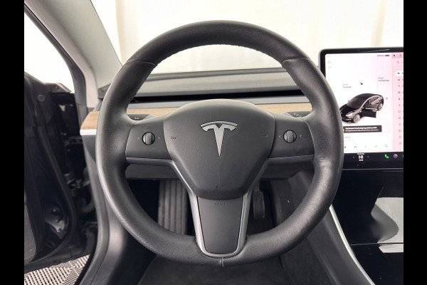 Tesla Model 3 Standard RWD Plus 60 kWh [ 3-Fase ] (INCL.BTW) Aut. *PANO | AUTO-PILOT | NAPPA-LEATHER | KEYLESS | FULL-LED | MEMORY-PACK | SURROUND-VIEW | DAB | APP-CONNECT | DIGI-COCKPIT | LANE-ASSIST | TOWBAR | COMFORT-SEATS | 19"ALU*