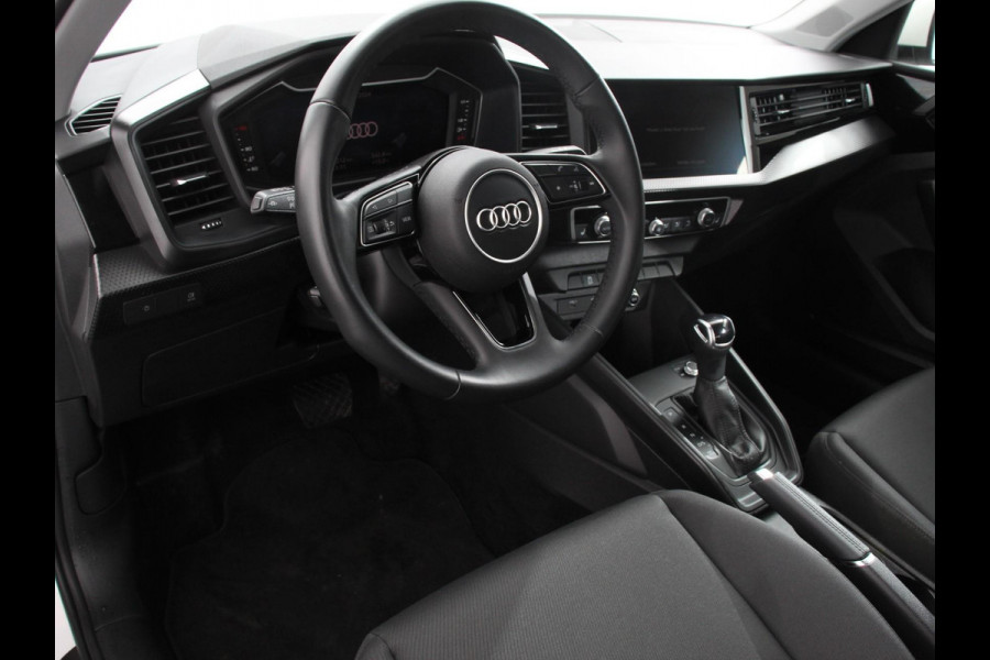 Audi A1 Sportback 30 TFSI Advanced edition | Climate Control | Voorstoelen verwarmd | Cruise control | Achteruitrijcamera | Lichtmetalen velgen |