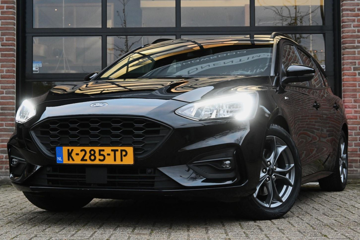 Ford FOCUS Wagon 1.0 EcoBoost ST Line Business Carplay Cruise WinterPack ´20