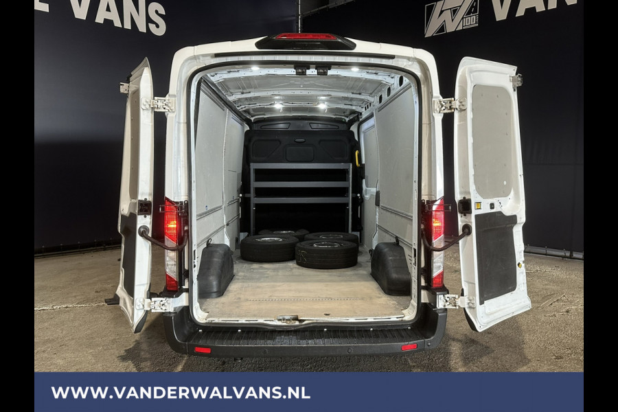 Ford Transit 2.0 TDCI 131pk L3H2 Euro6 Airco | Camera | Navigatie | Apple Carplay Android Auto, Cruisecontrol, Stoelverwarming, Verwarmde voorruit, Parkeersensoren, Bijrijdersbank