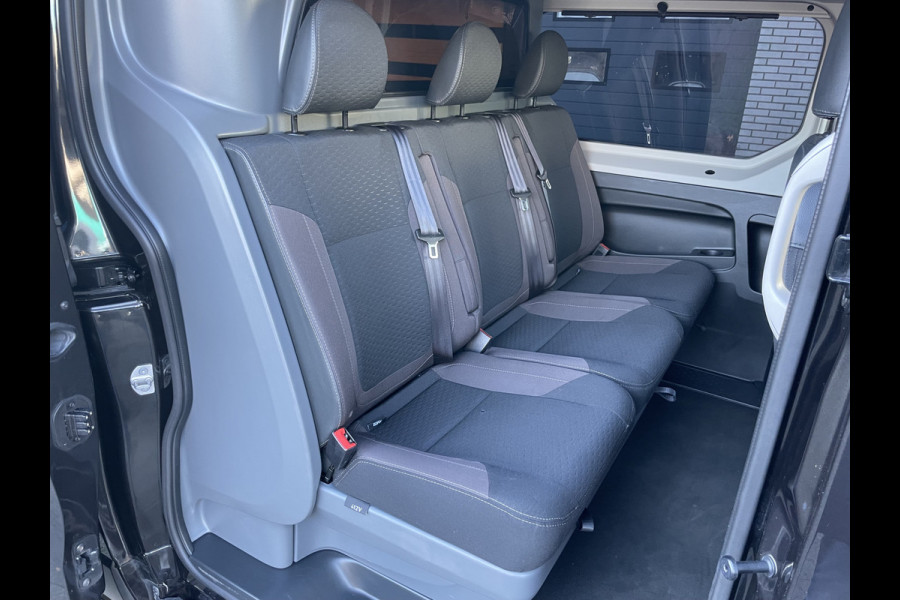 Fiat Talento 1.6 MJ EcoJet L2H1 Dubbele cabine SX /aannemersuitvoering/ Climate control - Adaptive cruise - parkeer sensoren achter - Navigatie - Radio - USB/AUX - Bluetooth - Achteruitrij camera - Multi functioneel lederen stuurwiel - Mistlampen - Licht metalen  side pipes - Lendesteun - zonnescherm zijruit - dubbele cabine