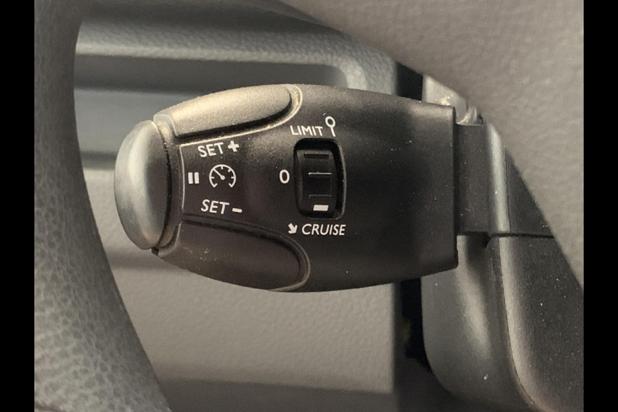 Citroën Jumpy 1.5 BlueHDI 120 XS Club Trekhaak | Navigatie | Achteruitrijcamera | Apple Carplay/Android Auto | Bluetooth | Parkeersensoren voor en achter