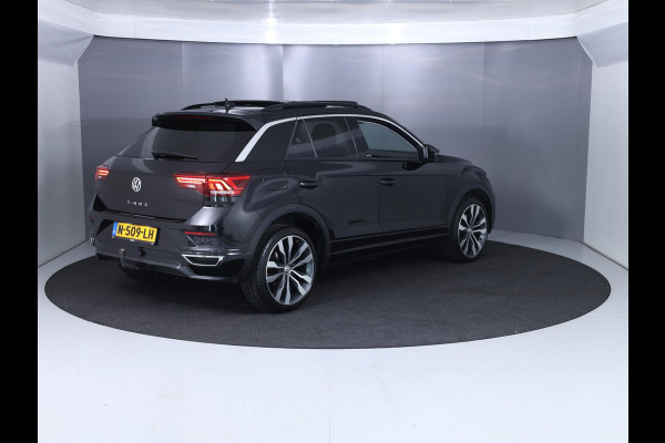 Volkswagen T-Roc 1.5 TSI Sport Business R 150pk DSG| R-line exterieur| Pano-dak| Trekhaak| Navi| 19'LM-velgen