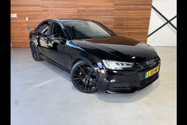 Audi A4 Limousine 3.0 TFSI S4 quattro ProLine Plus | Black Pack | Matrix-LED Dynamisch | IPe Sportuitlaat | S Onderstel | 20inch