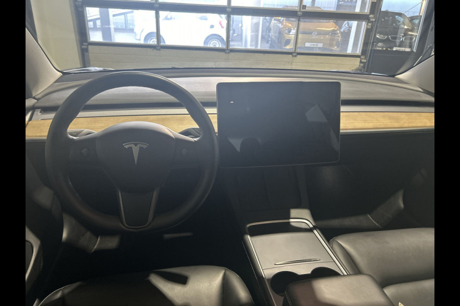 Tesla Model 3 Long Range AWD 75 kWh | Panoramadak | Lichtmetalen velgen