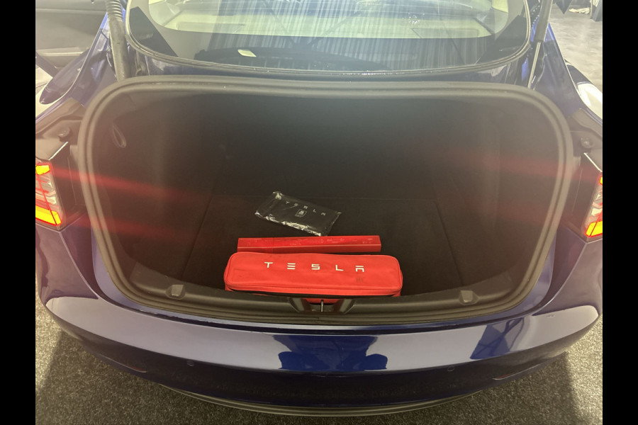 Tesla Model 3 Long Range AWD 75 kWh | Panoramadak | Lichtmetalen velgen