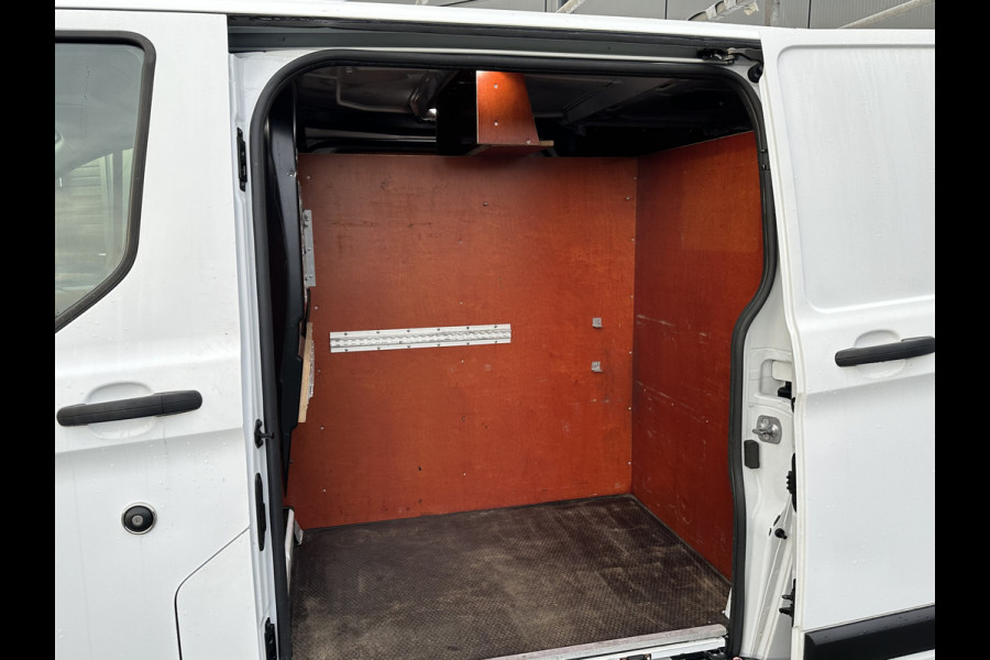 Ford Transit Custom 2.0 TDCI / L2H1 / 2x SCHUIFDEUR / 2.800 KG AHG / TREKHAAK / IMPERIAAL / AIRCO / CAMERA