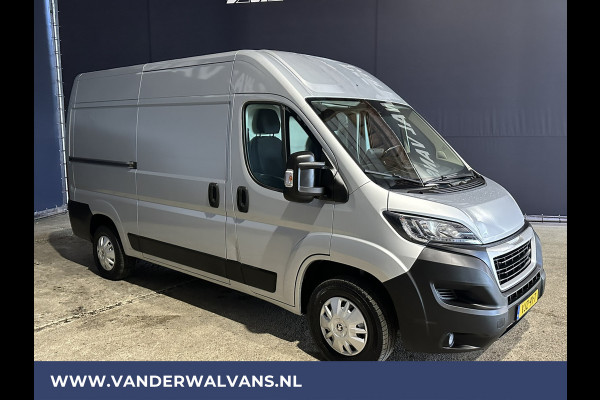 Peugeot Boxer 2.2 BlueHDi 140pk **BPM VRIJ voor de Ondernemer** L2H2 Euro6 Airco | Camera | 2500kg Trekhaak | Cruisecontrol parkeersensoren, LED, chauffeursstoel