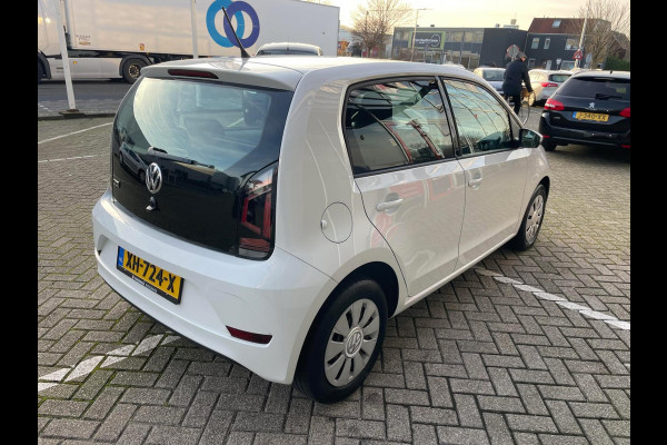 Volkswagen up! 1.0 BMT move up!