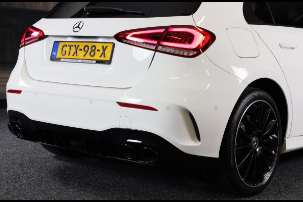 Mercedes-Benz A-Klasse 250 e AMG Line / ACC / Lane Assist / Camera / Sfeerverlichting / Dode Hoek / Open Pano / 19 Inch