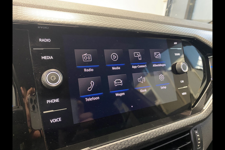 Volkswagen T-Cross 1.0 TSI Life R-line Uitv 116pk 17LMV Apple Carplay Cruise Control PDC 2 Jaar garantie mogelijk* ( vraag naar de voorwaarde)