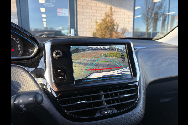 Peugeot 2008 1.2 PureTech Allure | TREKHAAK | AUTOMAAT | CARPLAY | CAMERA