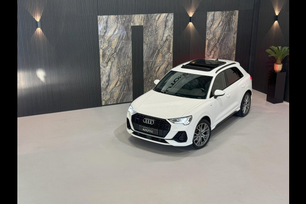 Audi Q3 45 TFSI Quattro Ed One 3x S-Line|PANO|MATRIX|MEMORY