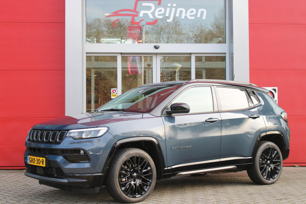 Jeep Compass 4xe S 240PK PHEV AUTOMAAT | NAVIGATIE 10,25 "TOUCHSCREEN | APPLE CARPLAY/ANDROID AUTO | ACHTERUITRIJ CAMERA | DAB+ RADIO | CLIMATE CONTROL | 19"GLOSS BLACK LICHTMETALEN VELGEN | ADAPTIVE / CRUISE CONTROL | DIGITAAL INSTRUMENTENPANEEL | LEDEREN BEKLEDING | ELEKTRISCH BEDIENBARE ACHTERKLEP | FULL LED KOPLAMPEN | LED MISTLAMPEN / BOCHTVERLICHTING | KEYLESS ENTRY & START | DRAADLOOS LADEN |