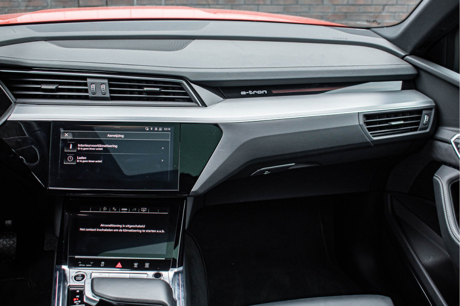 Audi e-tron Sportback 55 quattro S-line 95 kWh 21" | Softclose | Pano dak | S-Sportstoelen