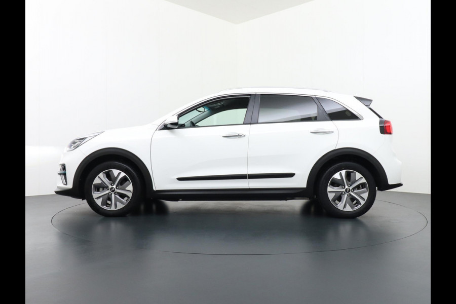 Kia e-Niro Executive Line 64 kWh VAN 25.900 ,- VOOR 23.877,- EINDEJAARSVOORDEEL: 2.570,-|ORIG. NL. NAP KM.|KIA GARANTIE T/M 6-2027