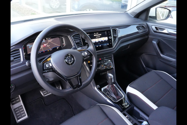 Volkswagen T-Roc 1.5 TSI Sport Business R | Navigatie | Climate Control | Keyless Go | Camera