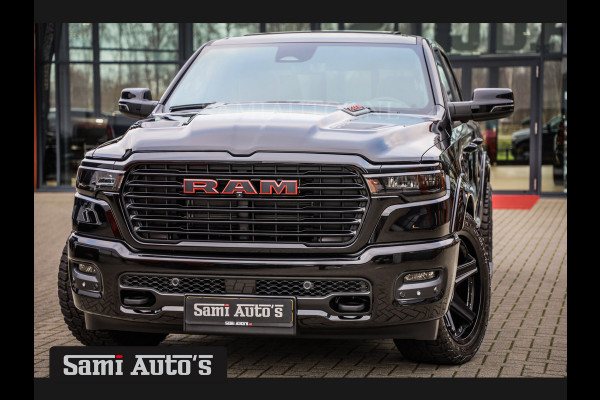 Dodge Ram NIGHT PREMIUM 2025 | BOM VOL + 14.4 INCH SCHERM | LUCHTVERING | HUD | 420PK 636 Nm | PRIJS MET LPG EN COVER EN GARANTIE | DUBBELE CABINE | PICK UP | 5 PERSOONS | DC | GRIJSKENTEKEN | VOORRAAD NR 2200 - 0886