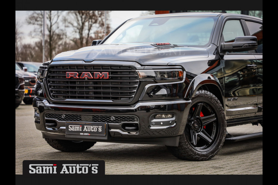 Dodge Ram NIGHT PREMIUM 2025 | BOM VOL + 14.4 INCH SCHERM | LUCHTVERING | HUD | 420PK 636 Nm | PRIJS MET LPG EN COVER EN GARANTIE | DUBBELE CABINE | PICK UP | 5 PERSOONS | DC | GRIJSKENTEKEN | VOORRAAD NR 2200 - 0886