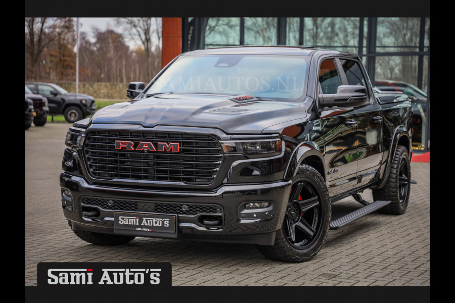 Dodge Ram NIGHT PREMIUM 2025 | BOM VOL + 14.4 INCH SCHERM | LUCHTVERING | HUD | 420PK 636 Nm | PRIJS MET LPG EN COVER EN GARANTIE | DUBBELE CABINE | PICK UP | 5 PERSOONS | DC | GRIJSKENTEKEN | VOORRAAD NR 2200 - 0886