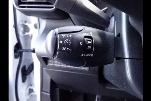 Toyota PROACE CITY 1.5 D-4D Professional EU6 Long L2 AIRCO NAVIGATIE PDC CAMERA