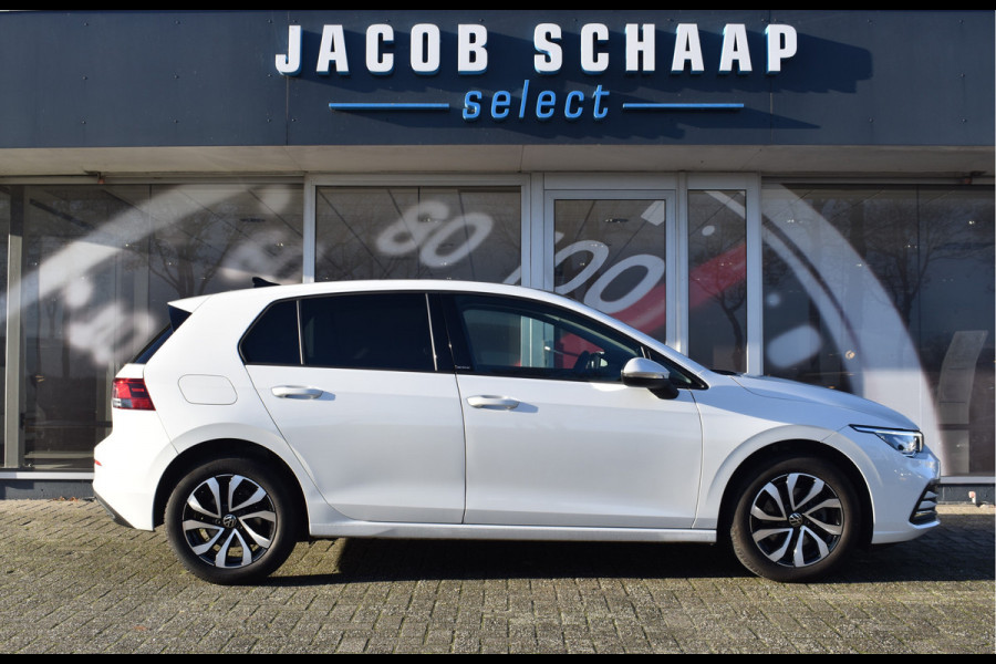 Volkswagen Golf 1.0 TSI Life Business / Adap. Cruise / Schuifdak / Navi / Carplay / Dab / Camera / Clima