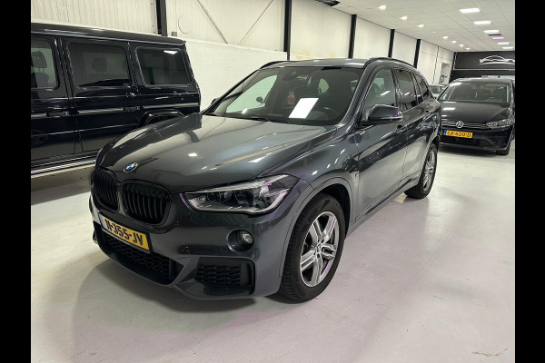 BMW X1 SDrive20i M PAKKET MET 1 JAAR GARANTIE